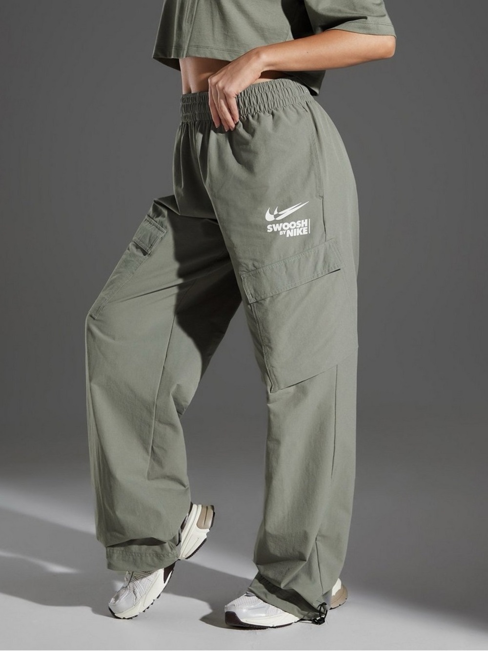 Nike Sportswear Woven Cargo Pants